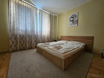 Ponúkam Vám na predaj veľkometrážny 3 izbový byt s balkónom. - 5