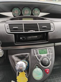 Predám PEUGEOT 807 - 5