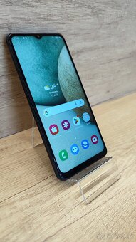 Samsung Galaxy A12 - 64GB/4GB RAM - super stav - 5
