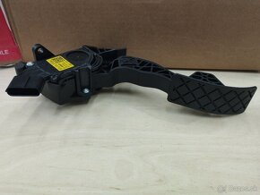 Plynový pedál WV group 2023 "KEEP DOWN" - 5