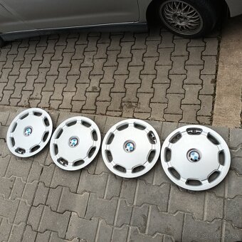 Predám original Puklice BMW-E30 R14 [r.1990] 36131180667 - 5