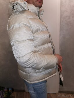 Predám zimnú bundu Prada – béžová, veľkosť L/XL - 5