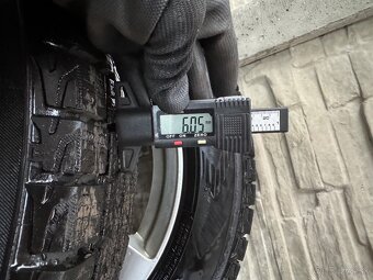 Elektróny DEZENT 5x112 r17 - 5