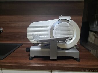 Narezovy stroj GM 275 - 5