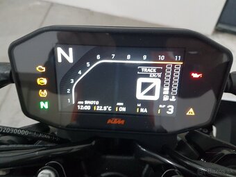 KTM 890 Duke R 2021 - 5