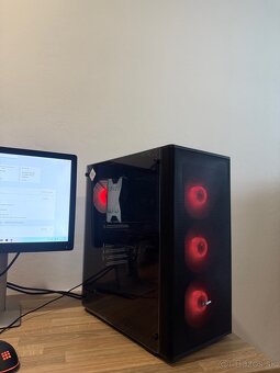 Herne pc s r9 390 8GB, 16GB Ram, ssd, Win 11,RGB - 5