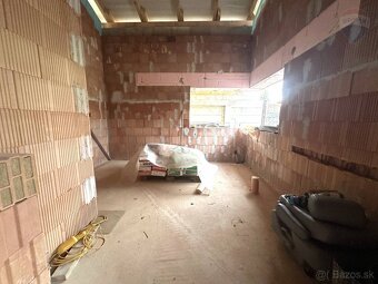 NA PREDAJ ROZOSTAVANÝ 5 IZBOVÝ RODINNÝ DOM NA SEVERSKÝ ŠTÝL, - 5