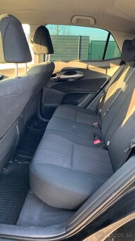 Toyota Auris - 5