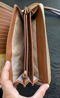 Michael Kors wristlet peňaženka NOVÁ - 5