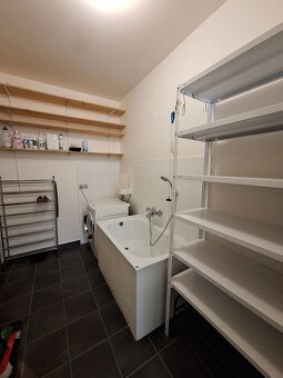 REZERVOVANÉ Mezonetový byt v centre s vlastným vchodom - 5