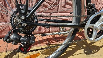 Trekingový bicykel Kellys Athena - 5