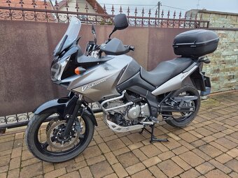 Suzuki V-Strom DL650 - 5