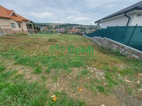 Predaj stavebný  pozemok v obci Malý Lapáš pri Nitre(044-14- - 5