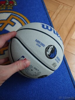 Mini basketbalová lopta Wilson Dallas Mavericks Luka Dončič - 5
