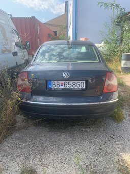 Predám B5.5 na náhradné diely - 5