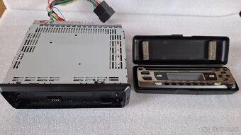 Predám 1 DIN autorádio PIONIEER DEH 3700 MP - 5