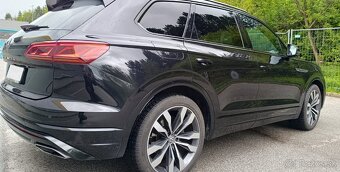 Volkswagen Touareg R-Line, luxusné a bezpečné SUV - 5