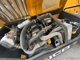 Teleskopický nakladač JCB 531-70 - 5