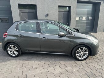 Peugeot 208 1.4 VTi Allure 70kW - 5