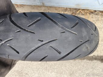 Metzeler Marathon Ultra ME888 170/80 B15 pneu na chopra - 5