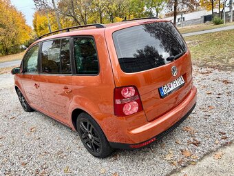 Volkswagen Touran 1.9 TDi 7 miestny - 5