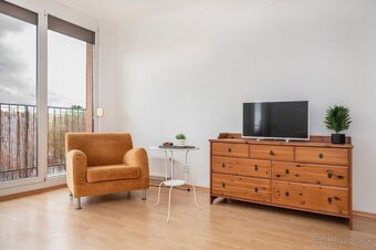 1i byt-BA /Ružinov, 59,70 + 7,8 m2 lóggia + 2,8 m2 pivnica - 5