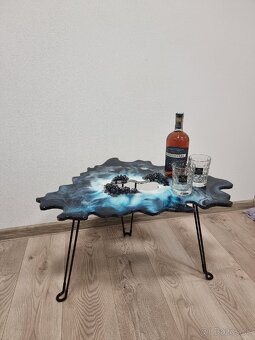 Stolík zo živice - 5