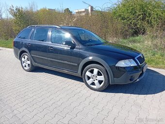 Škoda Octavia Combi 4x4 Scout - 5