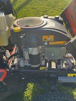 Husqvarna traktorová kosačka - 5