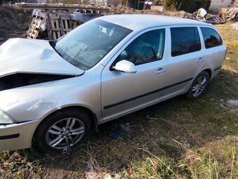 Škoda Octavia combi 2tdi dsg - 5