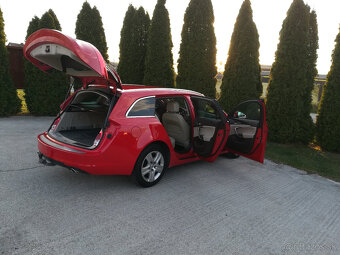 Opel Insignia combi Sports Tourer 2,0 bi-turbo, 4x4, 143 kW - 5