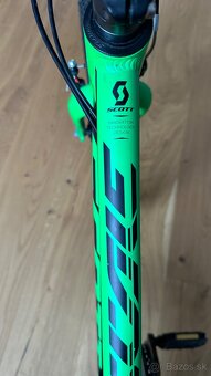 Scott Scale Junior 20 bycikel vo vybornom jazdenom stave - 5