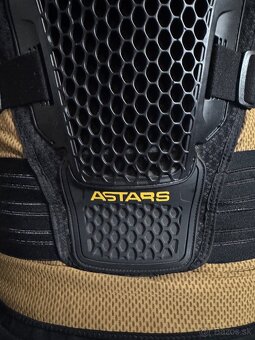 Chránič tela Alpinestars Bionic Action 2 čierno-hnedý - 5