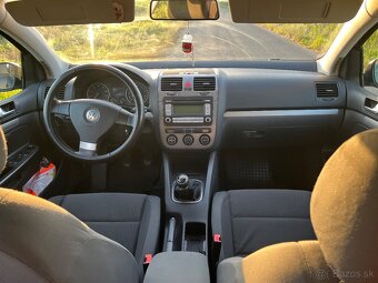 Predám Volkswagen Golf 5 1.6 16v - 5