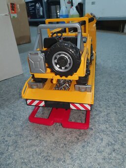 Bruder Volvo odtahovka - 5