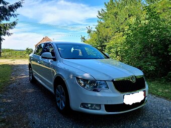 Škoda Superb 2.0Tdi Elegance 2013 - 5