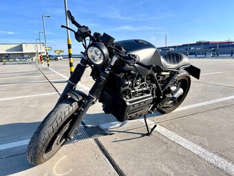 Predam unikátnu Cafe Racer BMW K100 - 5