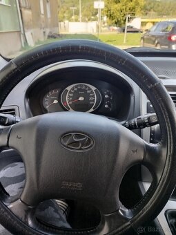 Hyundai tuscon - 5
