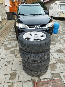 Mitsubishi Outlander 2.0 DI-D 4x4 103kW - 5