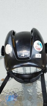 Predam detsku hokejovu prilbu - 5