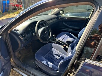 Audi A6 2.8 V6 LPG Quattro manuál - 5