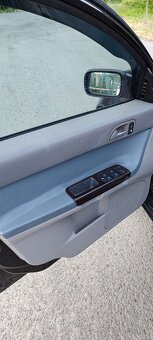 Volvo S40 - 5