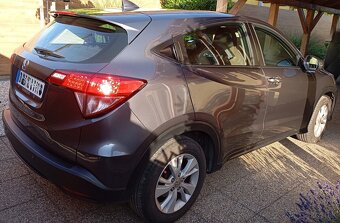 Honda HR-V 1.5 i-VTEC Elegance A/T - 5