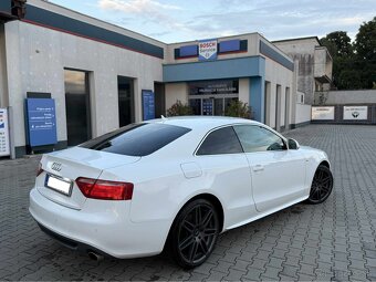 Predám Audi A5 Coupé - 5