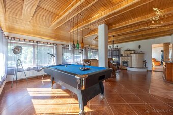 Jedinečná rodinná usadlosť s bazénom, posilňovňou, wellness  - 5