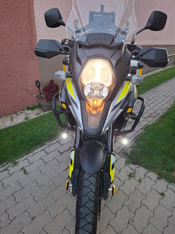 SUZUKI V-STROM DL 1000 - 5