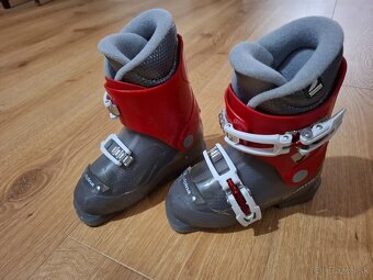 Detské lyže 65 cm + lyžiarky vel. 28,5 - 5