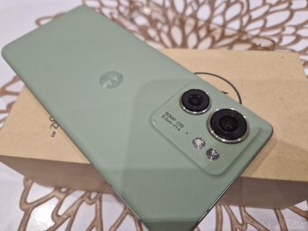 Motorola Edge 40 8/256GB v záruke - 5