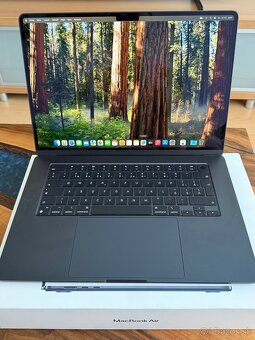 MacBook Air M3 15” Black iStores záruka - 5