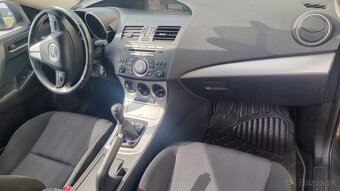 Mazda 3 1.6 benzín - 5